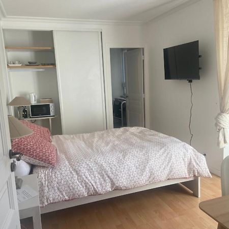 Superbe Chambre Lägenhet Vauhallan Exteriör bild