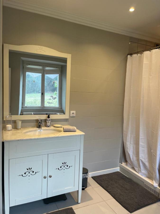 Superbe Chambre Lägenhet Vauhallan Exteriör bild
